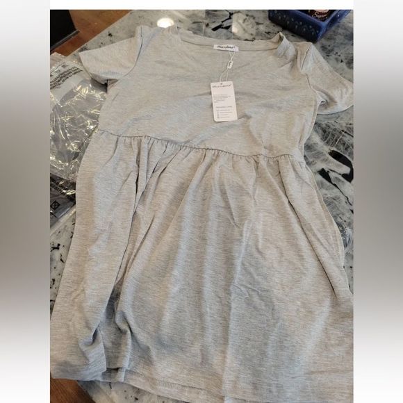 Bearsland Maternity Tops Gray Women’s Size Small NWT - Picture 3 of 7